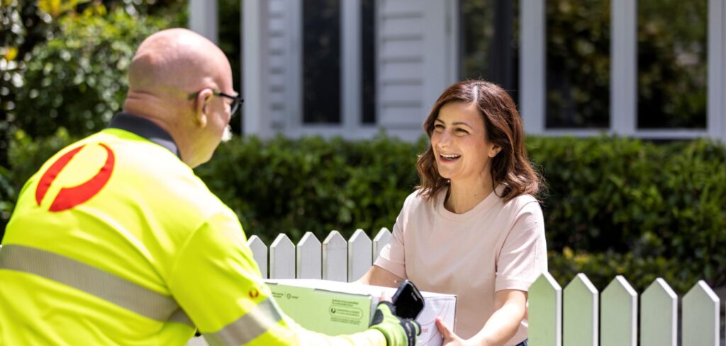 Unlock Secret Savings: How to Choose a Courier in Australia and Earn Reward Points That Slash Costs